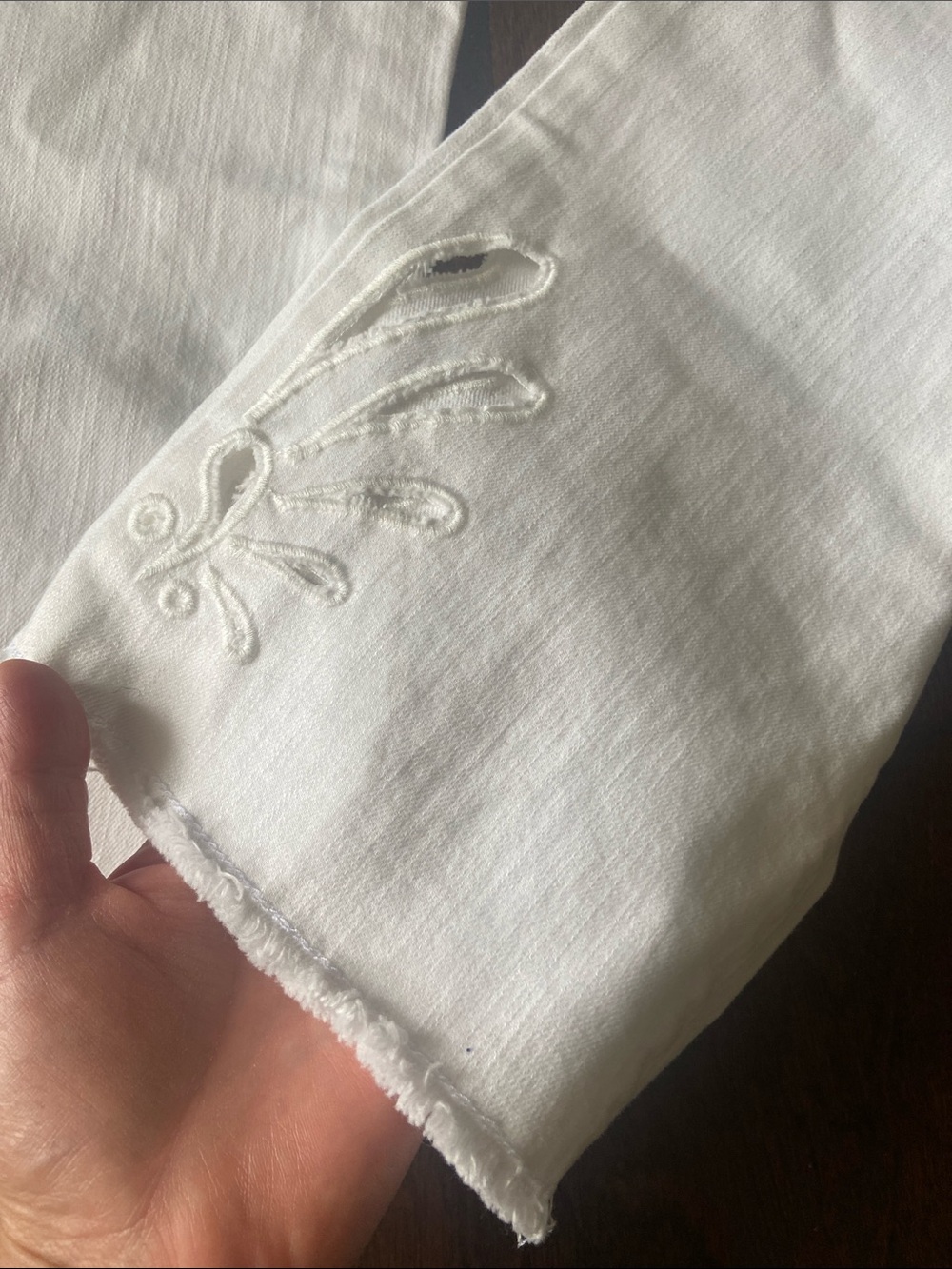 SOFT SURROUNDING Ultimate Denim Jeans Straight Leg Crop Sz 12 Cutwork Embroidery - Picture 3 of 8